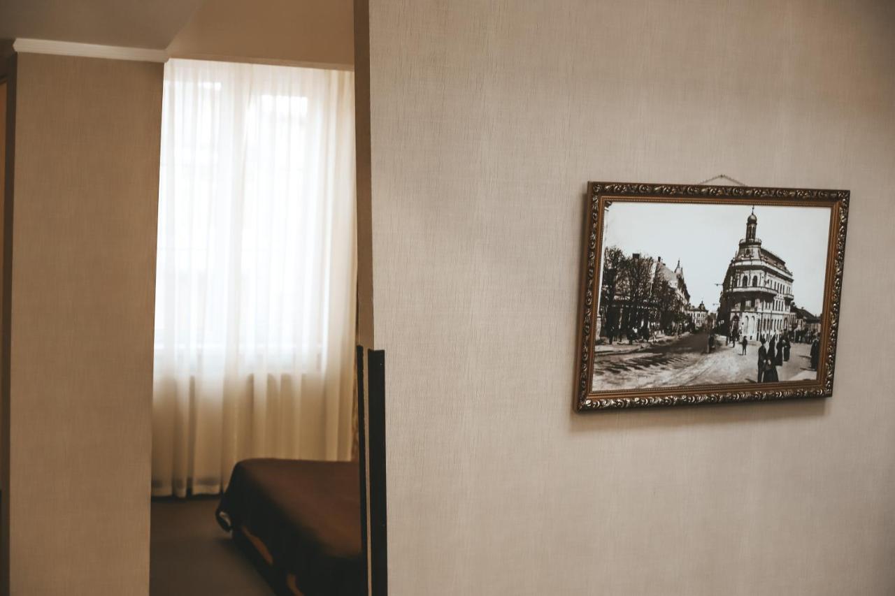 Georg Palace Hotel Chernivtsi Exterior photo